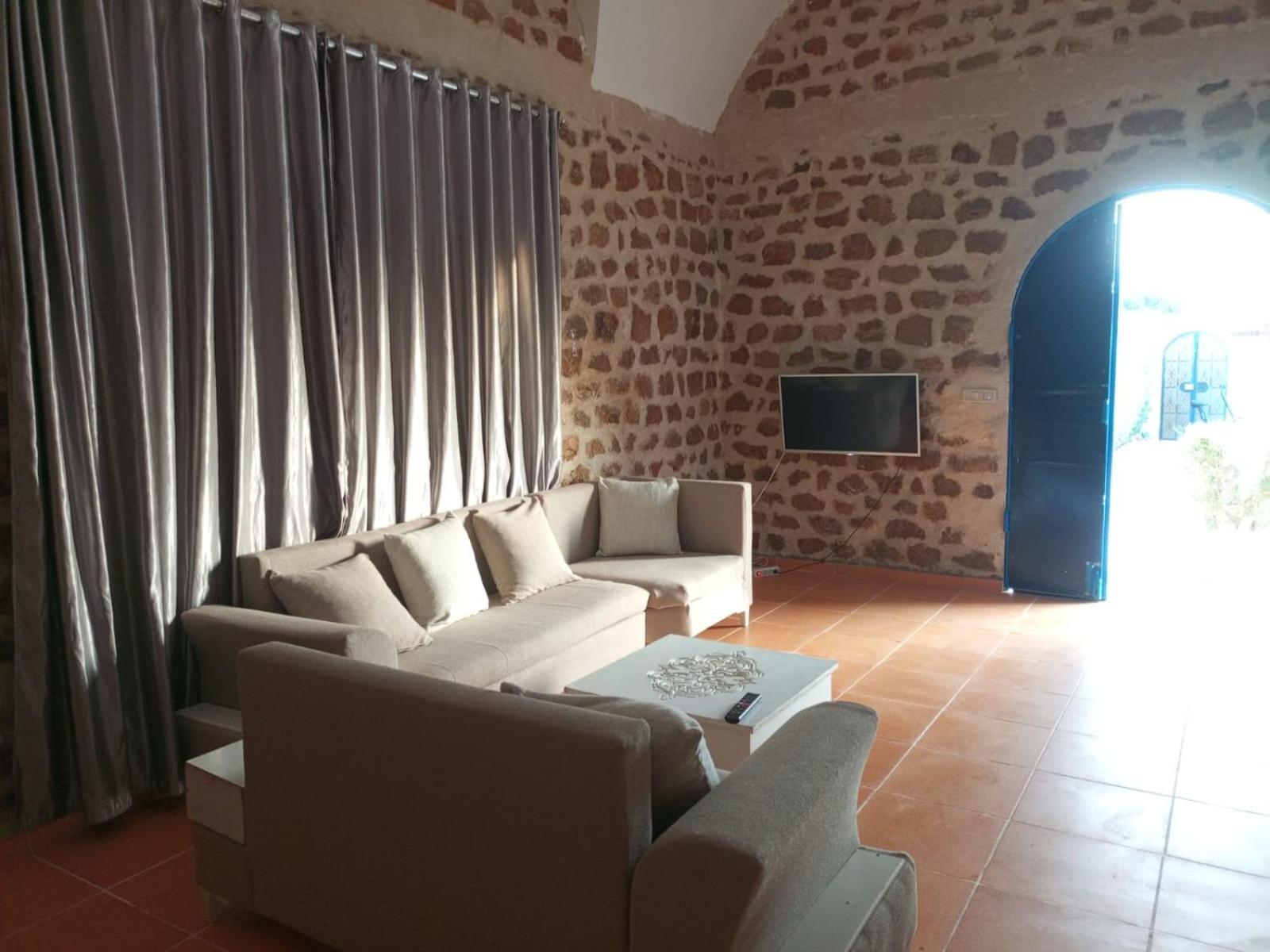 With Swimming Pool In Djerba Midoun Villa Al Maqarisah